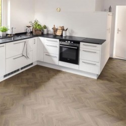 Laminátová Podlaha EGGER HOME 8/32 Kingsize 418289 Dub Weinburg hnedý EHL066 S 8 mm AC4/32 špeciálny vzor CLIC it!