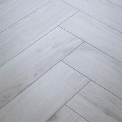 Laminátová Podlaha KRONO (1595953) Herringbone 8 - Dub Chantilly- 630x126 mm - HO 8 mm AC5/32 4V - rybia kosť - 1clic2go pure+