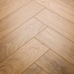 Laminátová Podlaha KRONO (1595947) Herringbone 8 - Dub Historic- 630x126 mm - HO 8 mm AC5/32 4V - rybia kosť - 1clic2go pure+