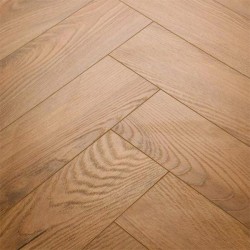 Laminátová Podlaha KRONO (1590476) Herringbone 8 - Dub Inca Carpenter- 630x126 mm - HO 8 mm AC5/32 4V - rybia kosť - 1clic2go pure+