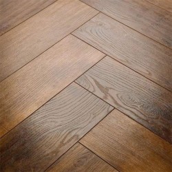 Laminátová Podlaha KRONO (1590411) Herringbone 8 - Dub Laguna- 630x126 mm - HO 8 mm AC5/32 4V - rybia kosť - 1clic2go pure+