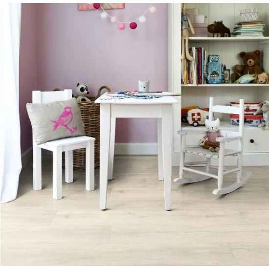 Laminátová Podlaha EGGER HOME 7/31 Classic 419309 Dub Kurimo EHL014 O 7 mm AC3/31 4V 1-lamela CLIC it!