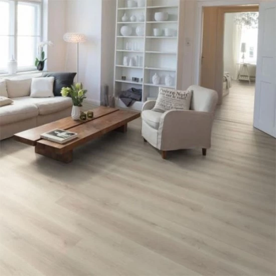 Laminátová Podlaha EGGER HOME 8/32 Classic 417596 Dub Kolpino biely EHL133 O 8 mm AC4/32 1-lamela CLIC it!