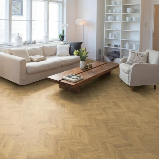 EGGER NatureSense 8/32 Kingsize Dub Weinburg svetlý SOL2923 S 8 mm AC4/32 0V 1-lamela CLIC it! (Art. 591340)