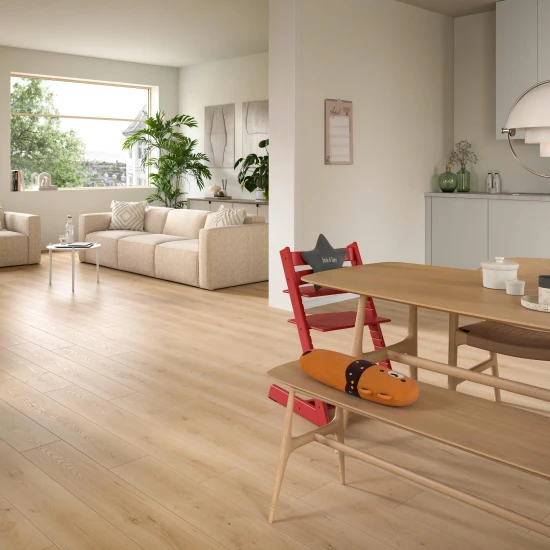 EGGER NatureSense 8/33 Classic Dub Pinot pieskový SOL2113 N 8 mm AC5/33 4V 1-lamela CLIC it! (Art. 591845)