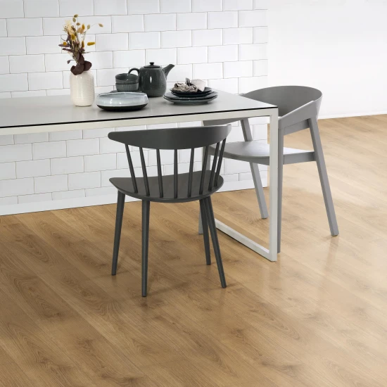 EGGER NatureSense 8/33 Classic Dub Nord prírodný SOL2970 O 8 mm AC5/33 4V 1-lamela CLIC it! (Art. 593092)