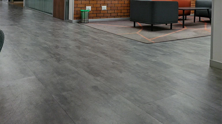 Kompozitná podlaha